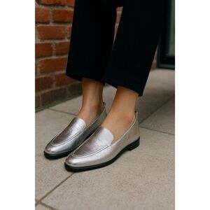 GIANNI BINNI Silver Women’s Gray Flats Flip - Side Ankle Shoes Leather 6M